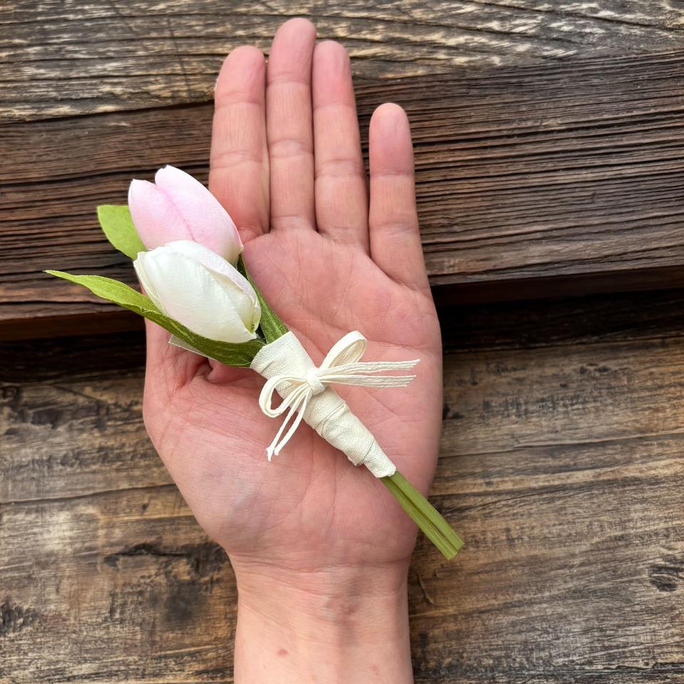 チューリップ 2輪 花束 コサージュ・2色から選べる（レッド・ピンク） | 15枚目